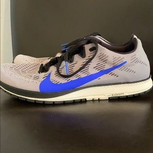 A pair of running shoes